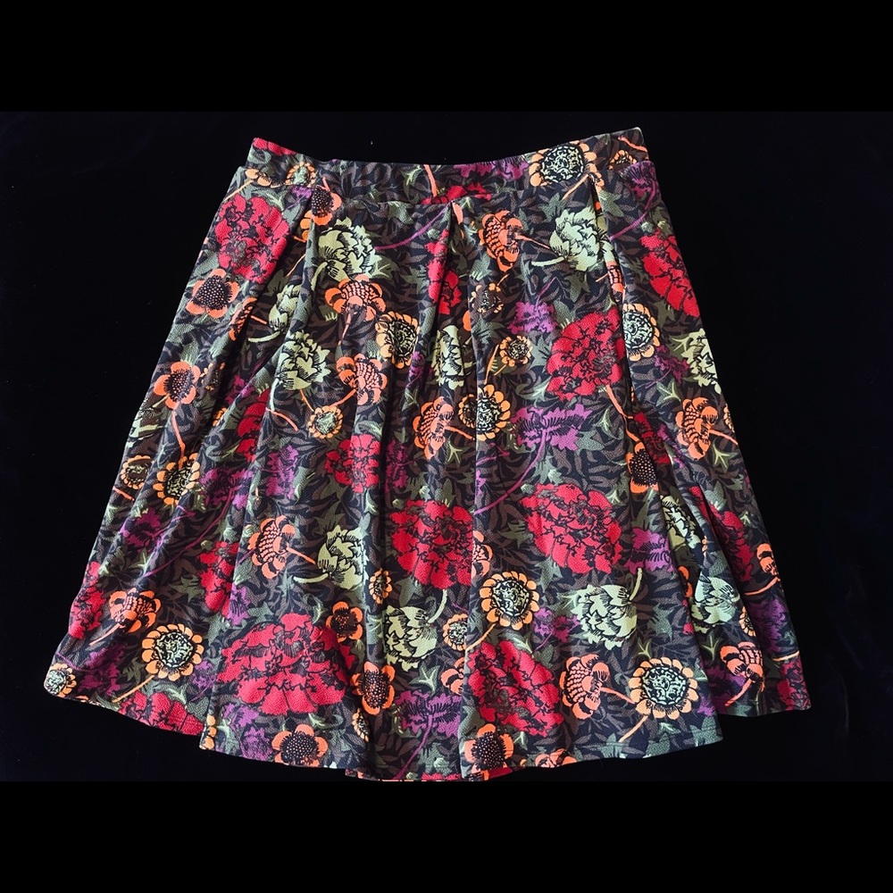 Full Floral Skirt with Pockets